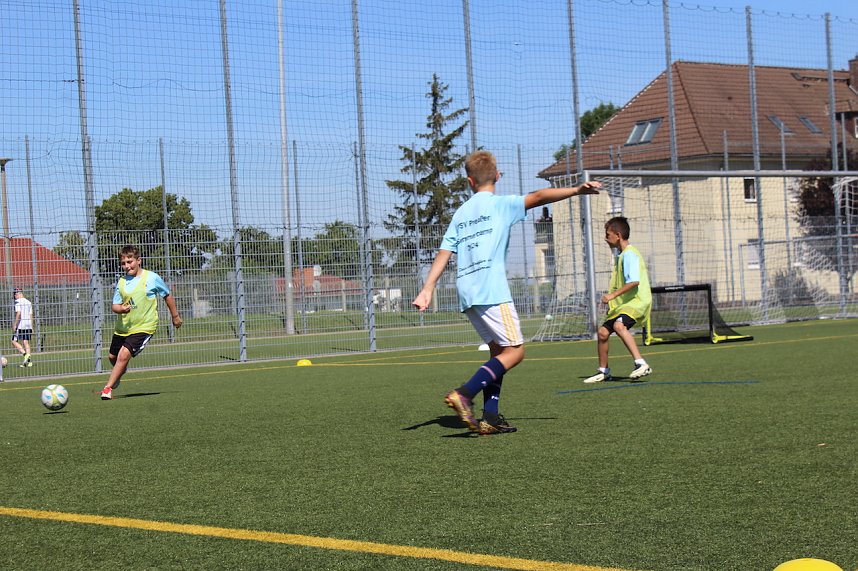 Fussball-Sommercamp im Stadion der Freundschaft in Bad Langensalza