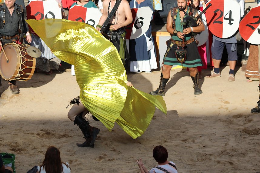 Zwei Tage lang feierten die Langensalzaer mit ihren G&auml;sten aus nah und fern ihr 30. Mittelalterstadtfest