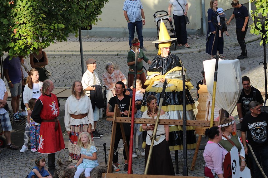 Zwei Tage lang feierten die Langensalzaer mit ihren G&auml;sten aus nah und fern ihr 30. Mittelalterstadtfest