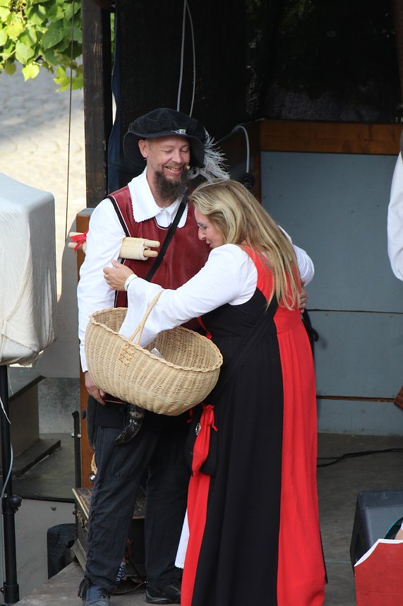 Zwei Tage lang feierten die Langensalzaer mit ihren G&auml;sten aus nah und fern ihr 30. Mittelalterstadtfest