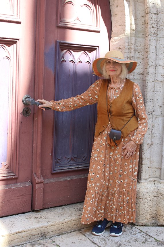 Das Jahr 2024 in Bad Langensalza - Ilse M&ouml;ller aus Berlin beim Mittelalterfest