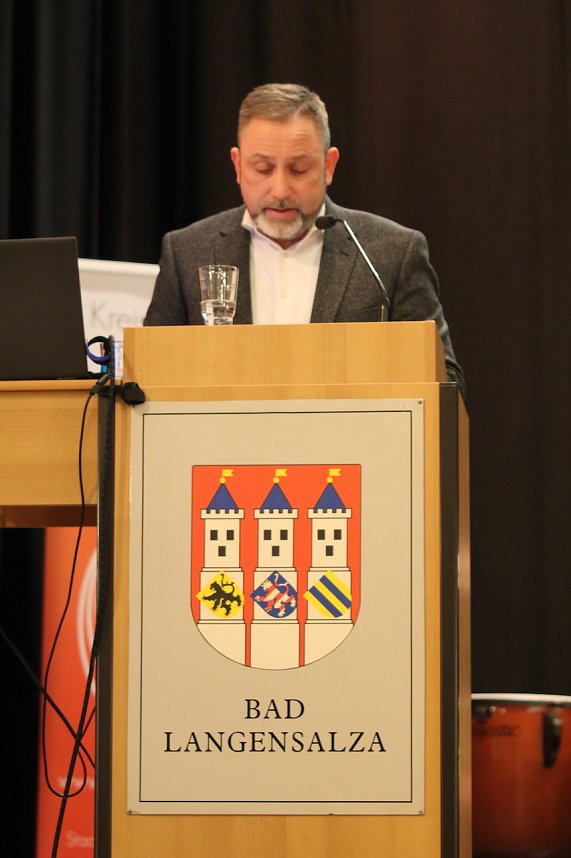 B&uuml;rgermeister Matthias Reinz beim Neujahrsempfang im KKZ in Bad Langensalza