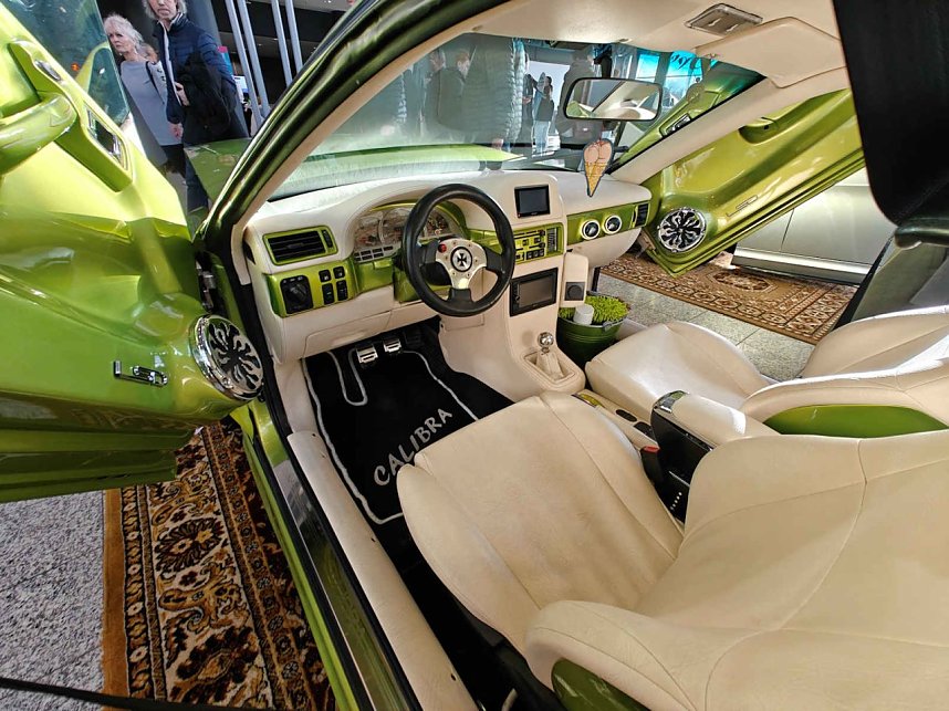 Peter Blei unterwegs auf der Automesse Erfurt