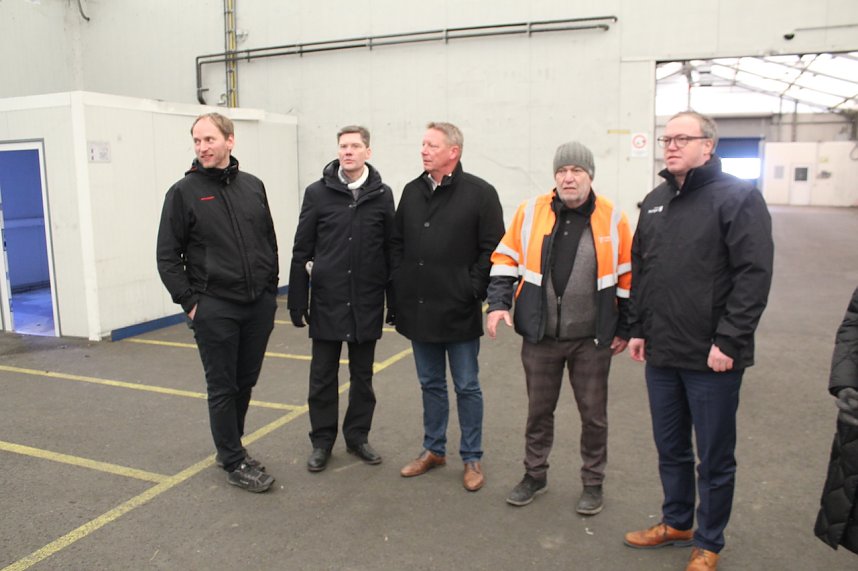 Ortsbegehung einer m&ouml;glichen neuen Halle f&uuml;r Federn O&szlig;wald