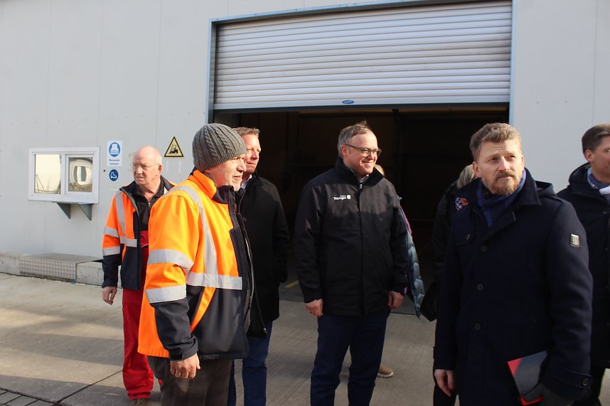 Ortsbegehung einer m&ouml;glichen neuen Halle f&uuml;r Federn O&szlig;wald