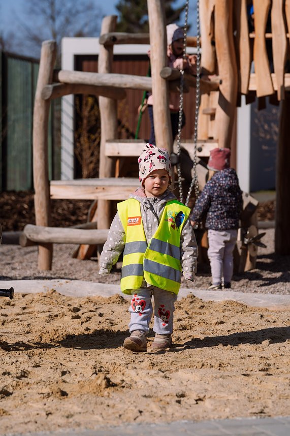 Spielplatz Bad Nauheimer Stra&szlig;e in Bad Langensalza, an "Nutzer" &uuml;bergeben