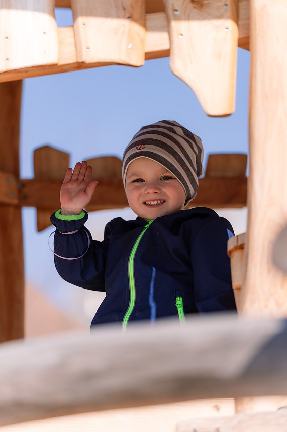Spielplatz Bad Nauheimer Stra&szlig;e in Bad Langensalza, an "Nutzer" &uuml;bergeben