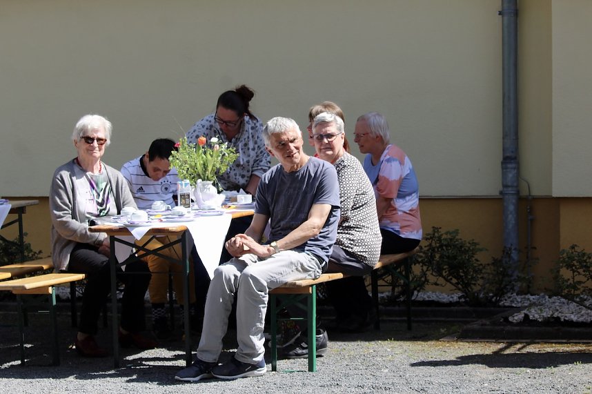 Impressionen Novalisritt 2025 am Schloss "Sophie von K&uuml;hn" in Gr&uuml;ningen