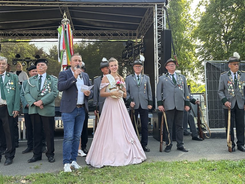 Das 213. Brunnenfest ist er&ouml;ffnet