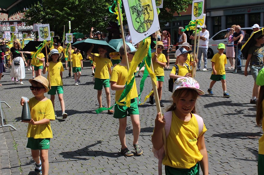 Brunnenfestumzug Bad Langensalza Teil 1