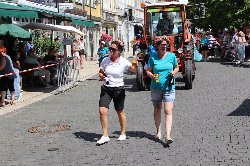 Brunnenfestumzug Bad Langensalza Teil 1