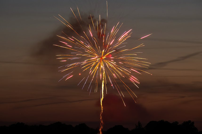 Gro&szlig;es Feuerwerk zum diesj&auml;hrigen Brunnenfest in Bad Langensalza