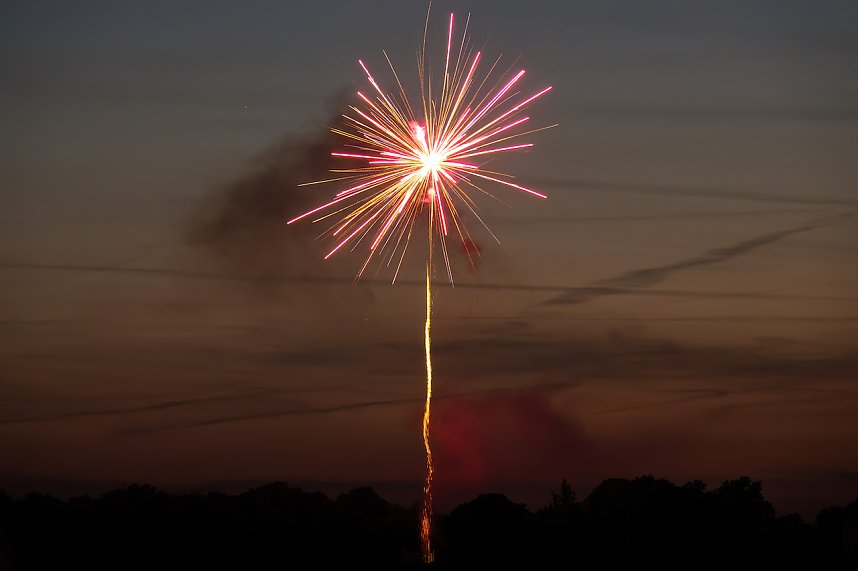 Gro&szlig;es Feuerwerk zum diesj&auml;hrigen Brunnenfest in Bad Langensalza