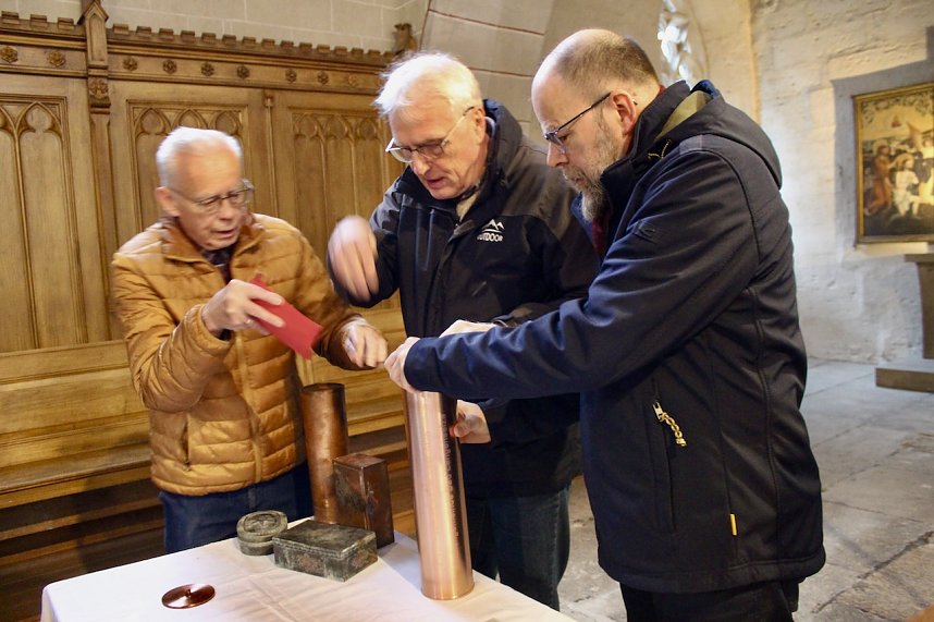 Bekr&ouml;nung und Einlegung der Dokumente in die Zeitkapseln E-Mail von Neue Nordh&auml;user Zeitung: Einladung Bekr&ouml;nung und Einlegung der Dokumente in die Zeitkapseln
