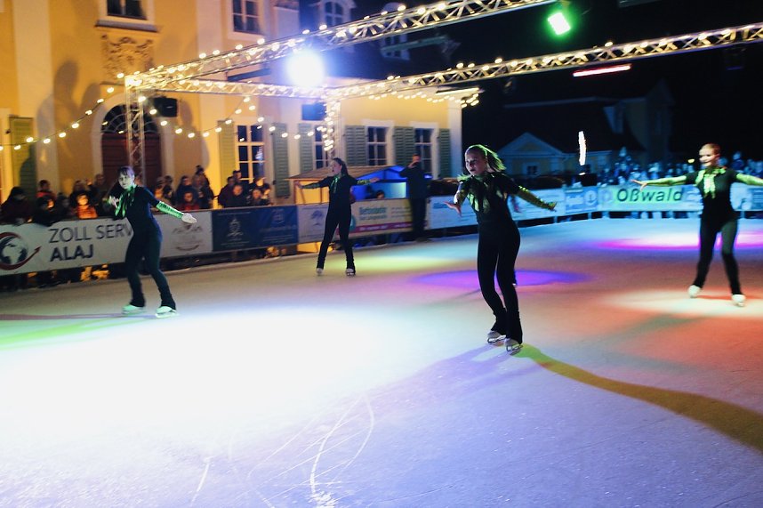 Eisbahn mit super Party in Bad Langensalza er&ouml;ffnet