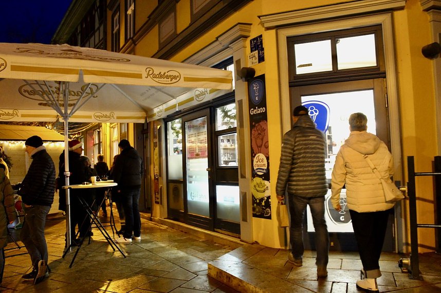 Der Stollen- und Pfefferkuchenmarkt in Bad Langensalza lockte die Besucher mit einem breiten Angebot