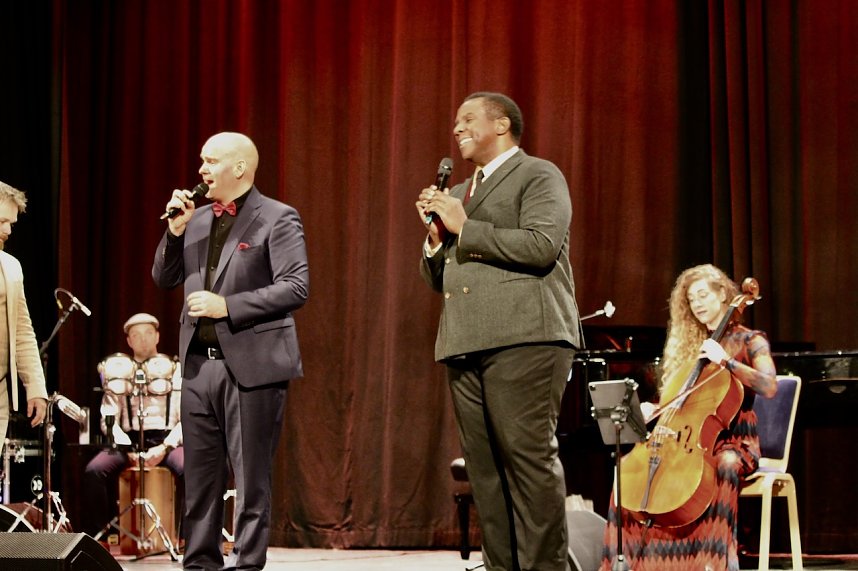 enortrio Fellas & Band am Nikolaustag 2025 im Kultur- und Kongresszentrum Bad Langensalza