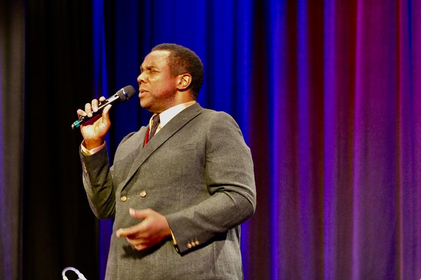 enortrio Fellas & Band am Nikolaustag 2025 im Kultur- und Kongresszentrum Bad Langensalza