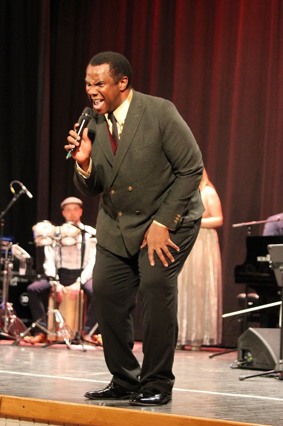 enortrio Fellas & Band am Nikolaustag 2025 im Kultur- und Kongresszentrum Bad Langensalza