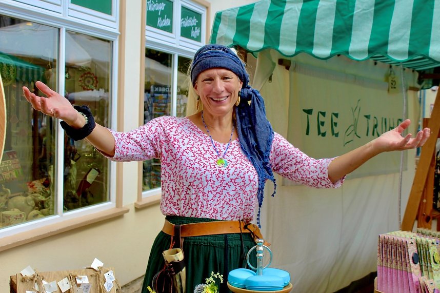 Chefin der Teetruhe Stefanie Schwich