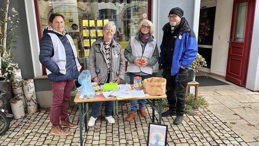 Omas gegen rechte Str&ouml;mungen