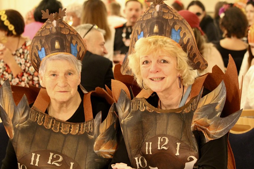 Ausgelassenes Treiben im Kultur-und Kongresszentrum in Bad Langensalza bei der Karnevalssitzung