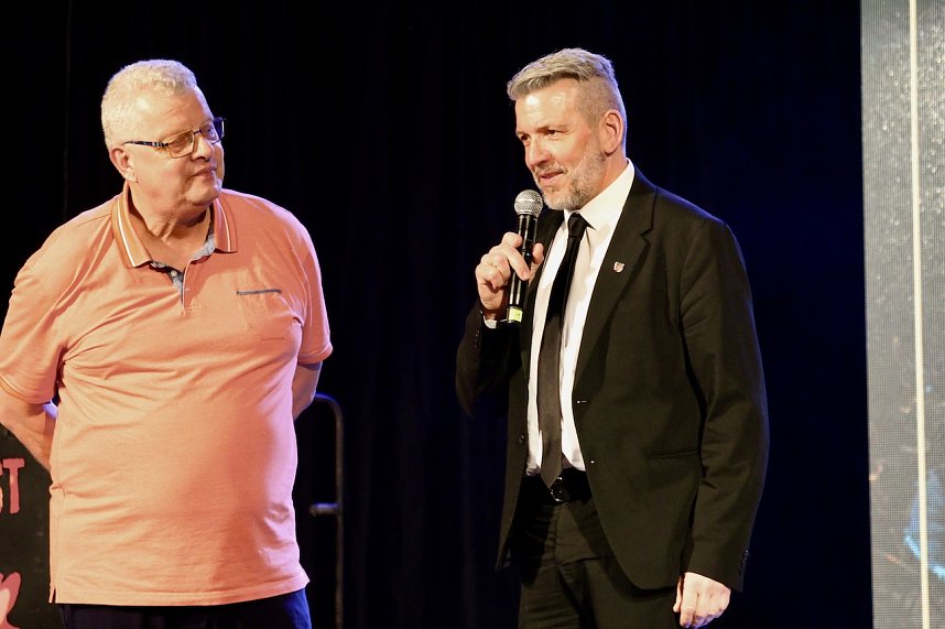 (v.re.) Faust n Roll nach Goethe" im KKZ in Bad Langensalza - Schirmherr Thomas Ahke (Landrat) und Michael Manthey von Manthey Rocco Pera