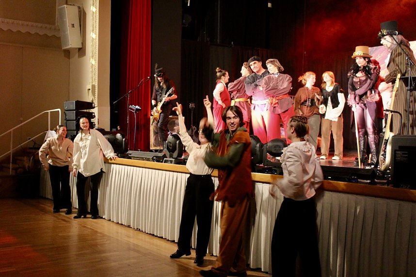 Faust n Roll nach Goethe" im KKZ in Bad Langensalza mit Sch&uuml;lern des Salza Gymnasiums