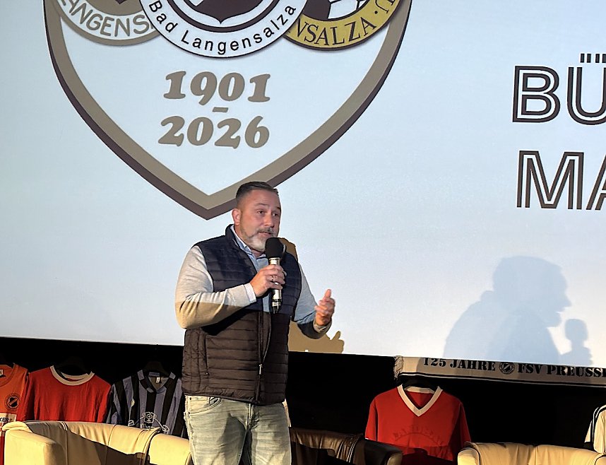 B&uuml;rgermeister Matthias Reinz &uuml;bermittelt Gru&szlig;worte 