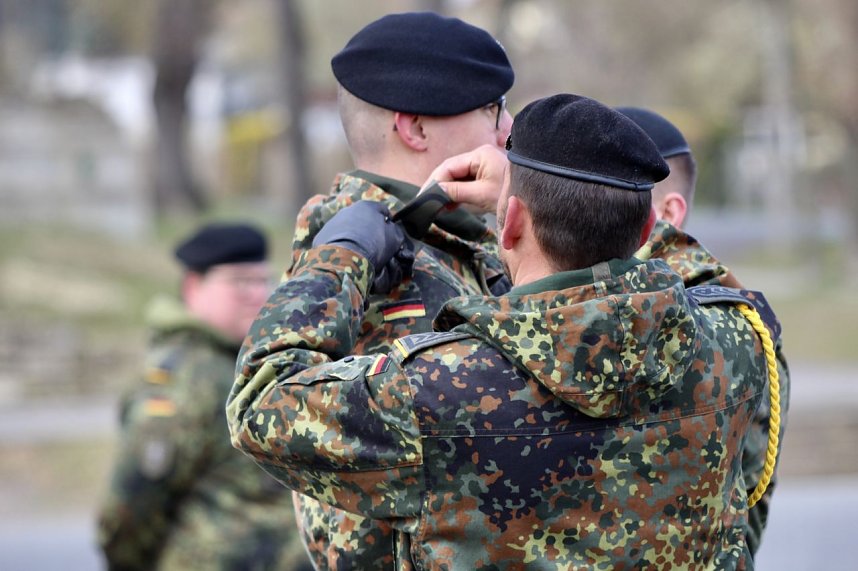 Verabschiedungsappell von Major Baumbach (Aufkl&auml;rungsbataillons 13 - Standort Gotha) auf dem Jahnplatz in Bad Langensalza