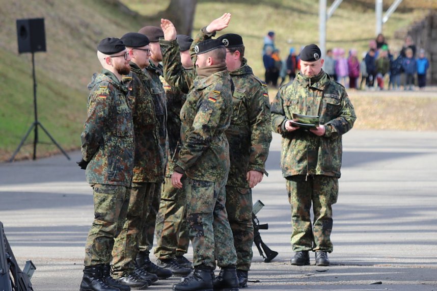 Verabschiedungsappell von Major Baumbach (Aufkl&auml;rungsbataillons 13 - Standort Gotha) auf dem Jahnplatz in Bad Langensalza
