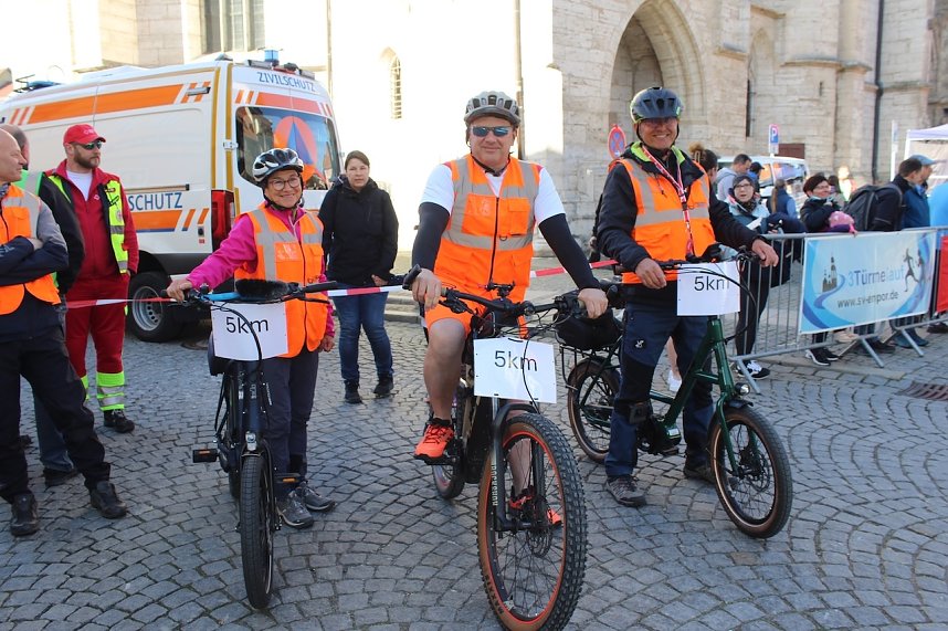 Die Siegerinnen und Sieger &uuml;ber 1000m beim 3-T&uuml;rme-Lauf in Bad Langensalza
