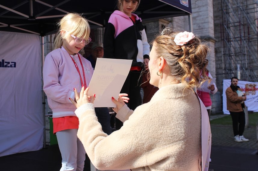 Die Siegerinnen und Sieger &uuml;ber 1000m beim 3-T&uuml;rme-Lauf in Bad Langensalza