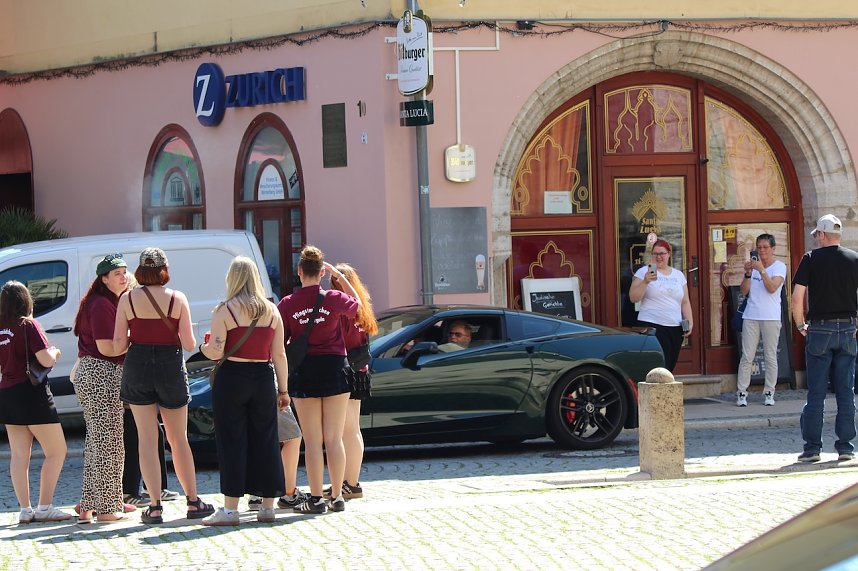 Einhundertundsechzig Corvette zu Besuch in Bad Langensalza