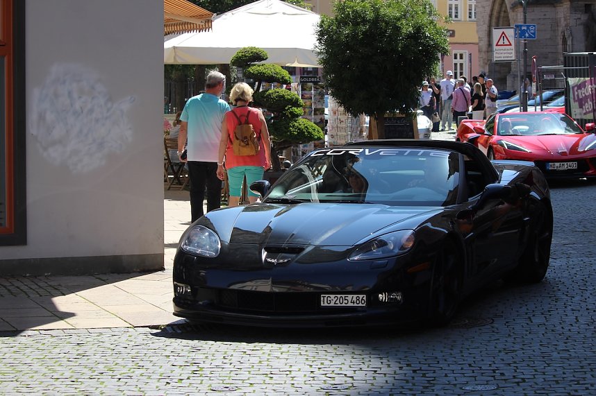 Einhundertundsechzig Corvette zu Besuch in Bad Langensalza