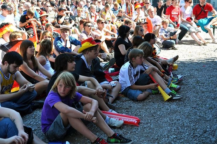 Public Viewing auf den Petersberg