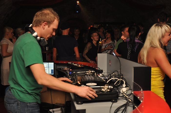  i Love House im Grease 